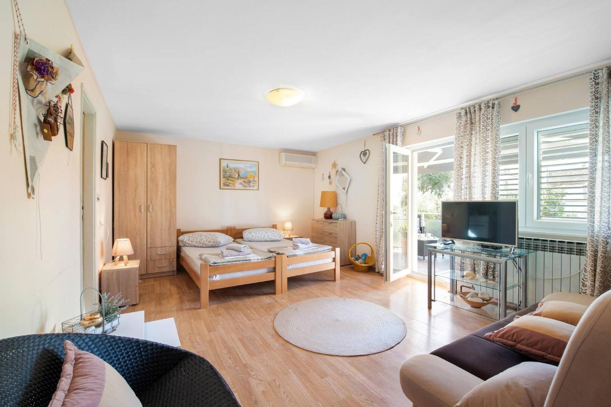 Apartments Nena โบรดาริตซา ภายนอก รูปภาพ